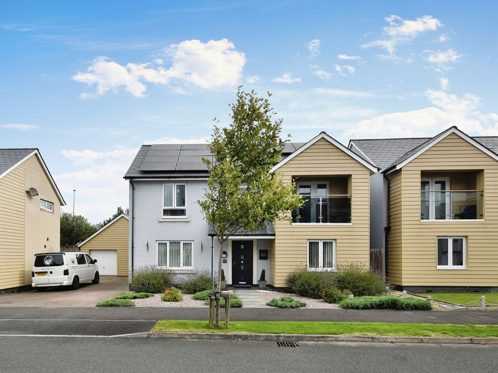 4 bed detached house for sale in Bwlchygwynt, Machynys, Llanelli