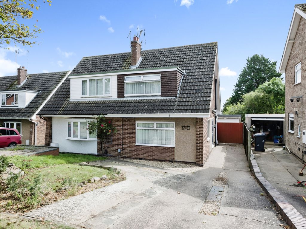 3 bed semidetached house for sale in Ryeland Road, Duston, Northampton