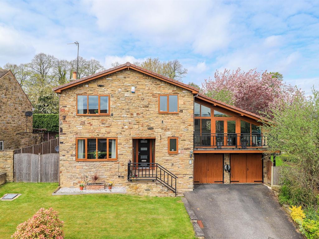 4 bed detached house for sale in Huntsmans Way, Badsworth, Pontefract