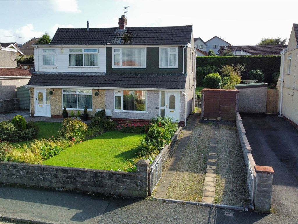 3 bed semidetached house for sale in Pengors Road, Llangyfelach