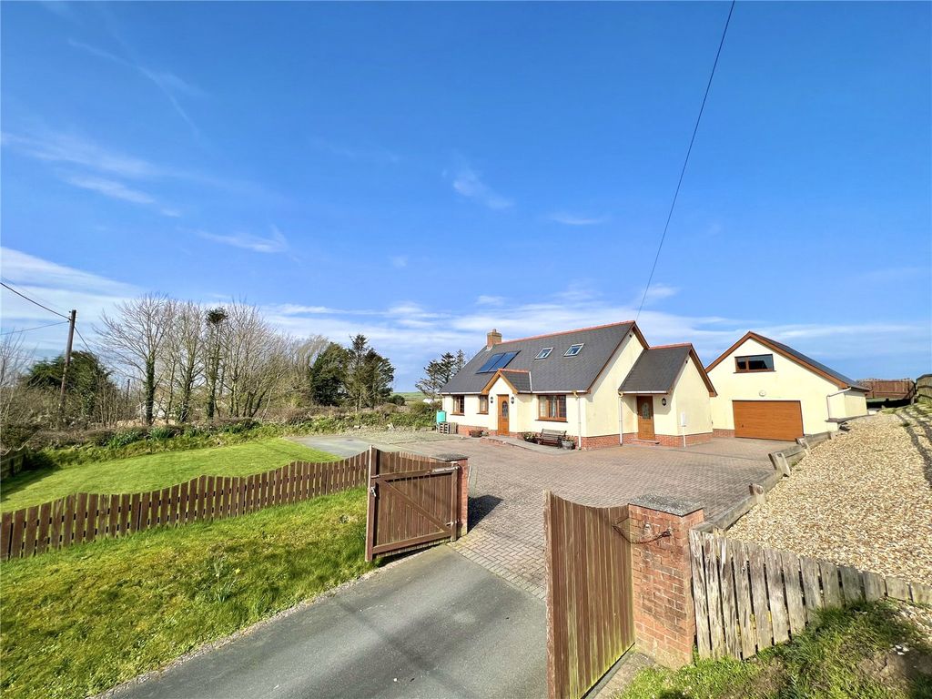 3 bed bungalow for sale in Ferwig, Cardigan SA43 Zoopla