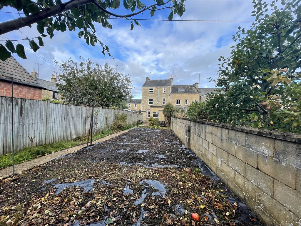 3 bed end terrace house for sale in Chester Street, Cirencester