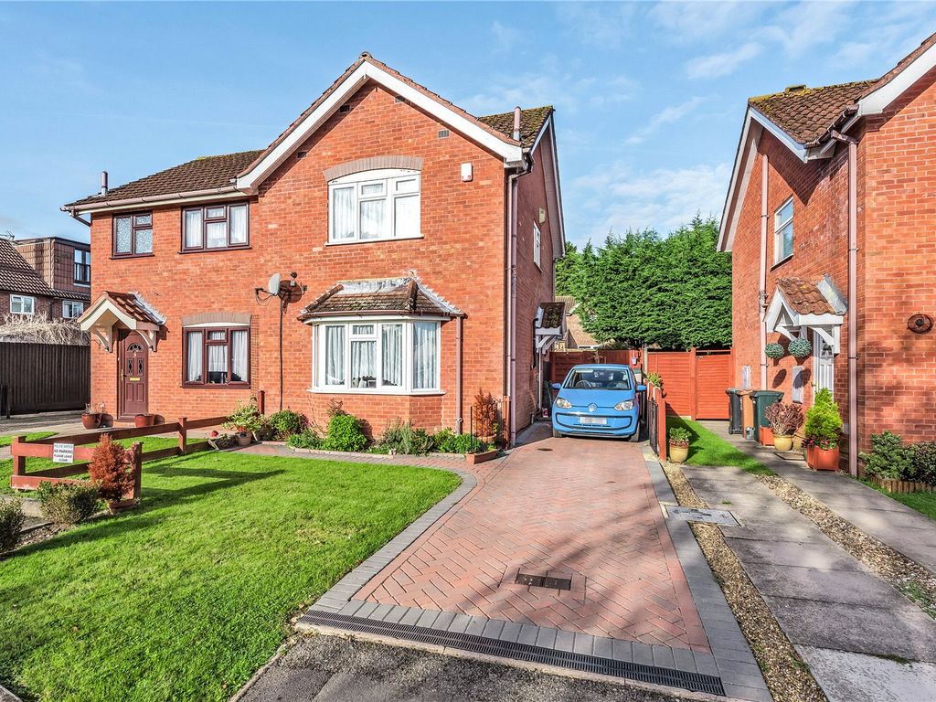 3 bed semidetached house for sale in Burnley Close, Watford WD19, £465,000 Zoopla