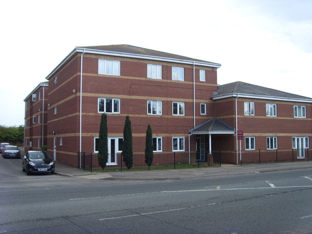 2 bed flat to rent in Bristol Road, Quedgeley, Gloucester GL2 Zoopla