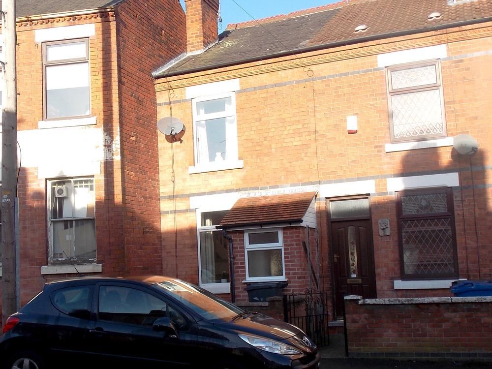 2 bed terraced house to rent in Graham Street, Ilkeston DE7, £675 pcm