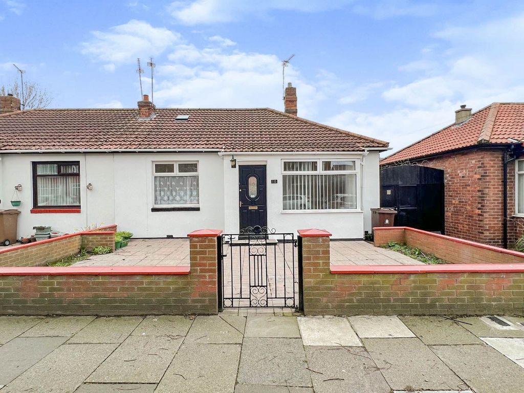 2 bed bungalow to rent in Roxby Gardens, North Shields NE29 Zoopla
