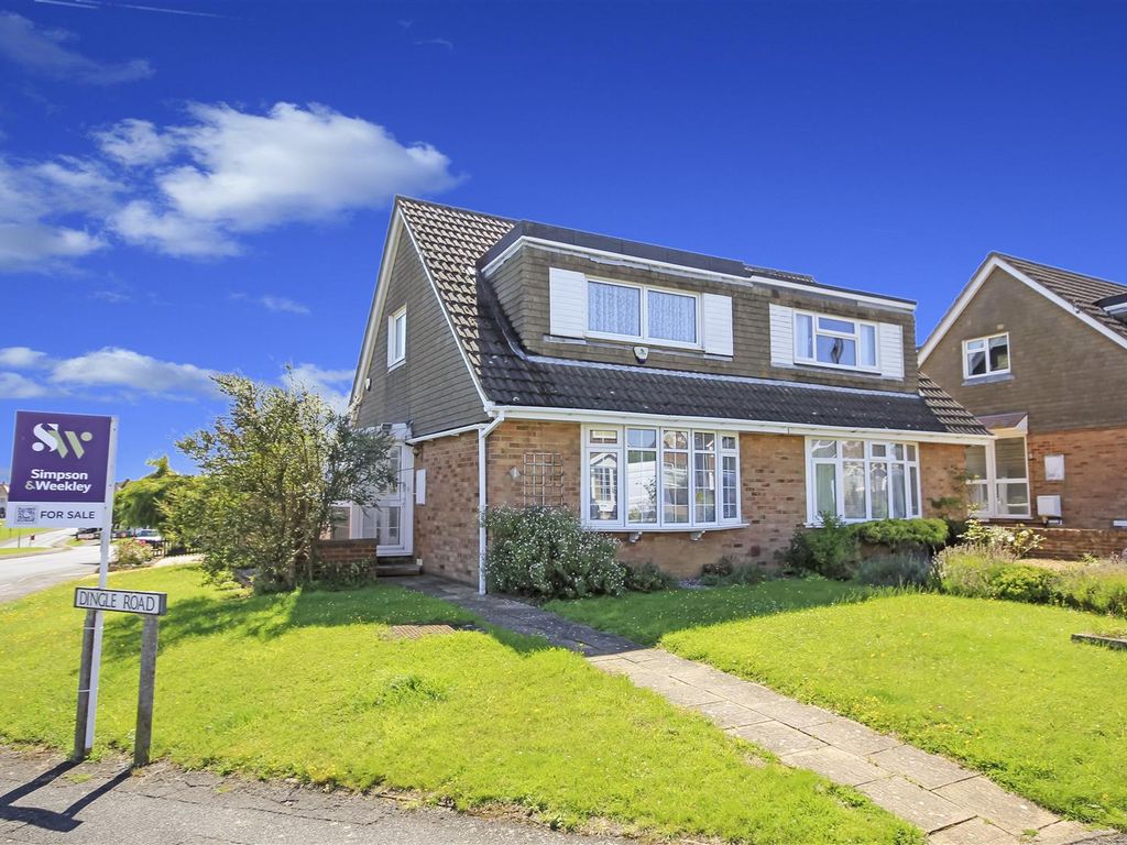 2 bed semidetached house for sale in Dingle Road, Rushden NN10, £