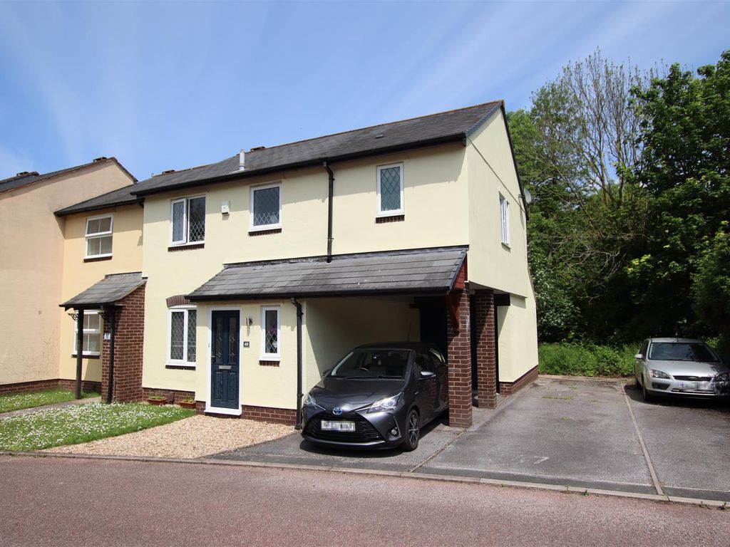 4 bed semidetached house for sale in Loram Way, Alphington, Exeter EX2