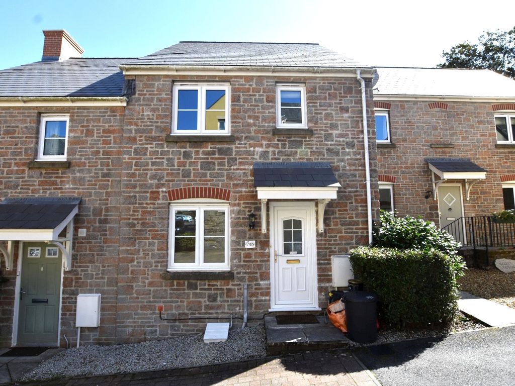 3 bed terraced house to rent in Lady Beam Court, Kelly Bray, Callington