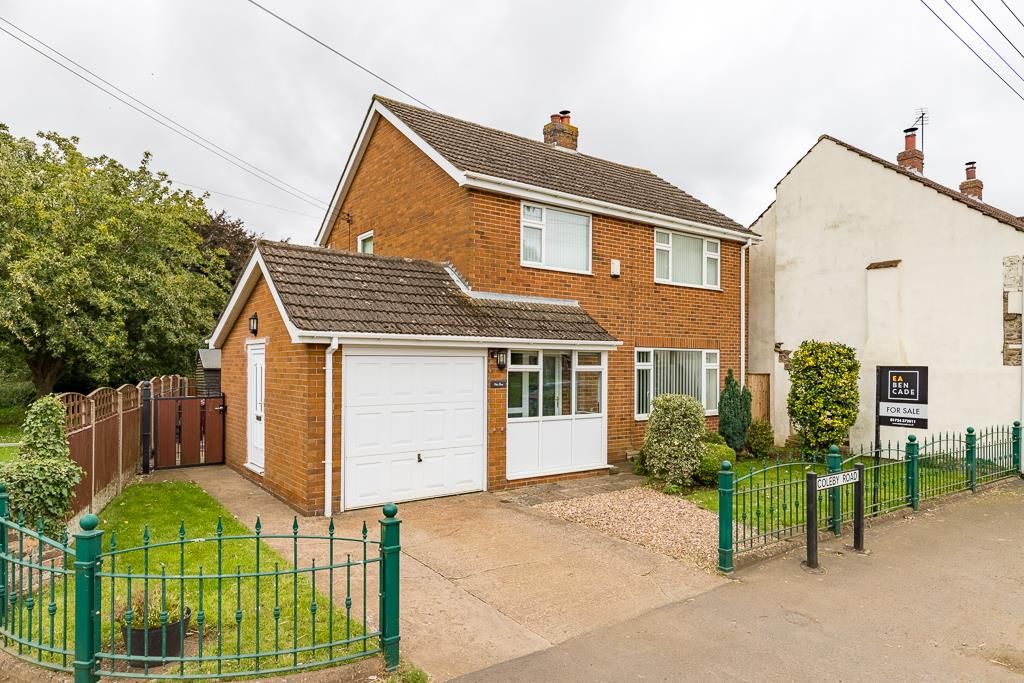 3 bed detached house for sale in Coleby Road, West Halton, Scunthorpe