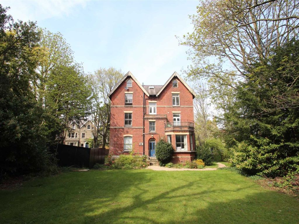 3 bed flat to rent in Road, Highgate N6, £2,383 pcm Zoopla