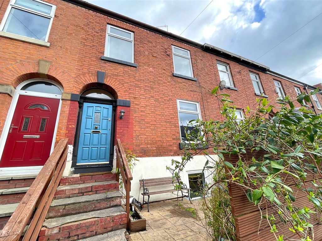 2 bed terraced house for sale in Thorn Grove, Sale M33 Zoopla