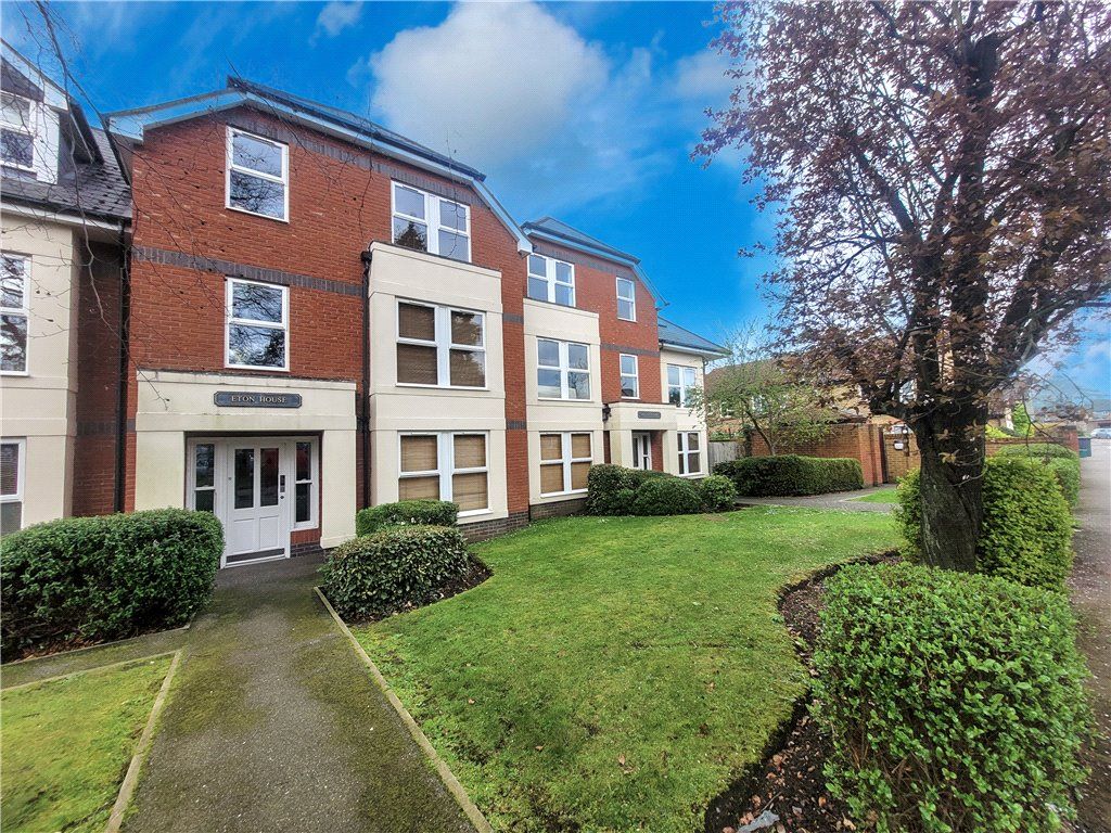 2 bed flat to rent in School Lane, Egham, Surrey TW20, £1,450 pcm Zoopla