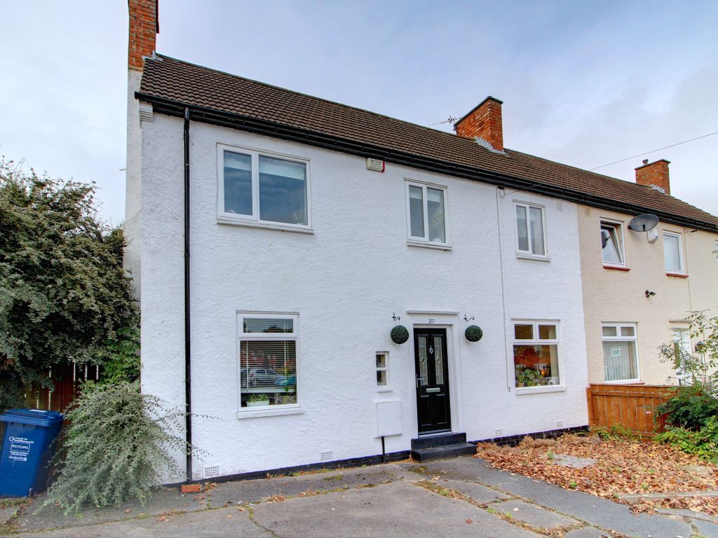 3 bed semidetached house to rent in Park Avenue, Gosforth, Newcastle