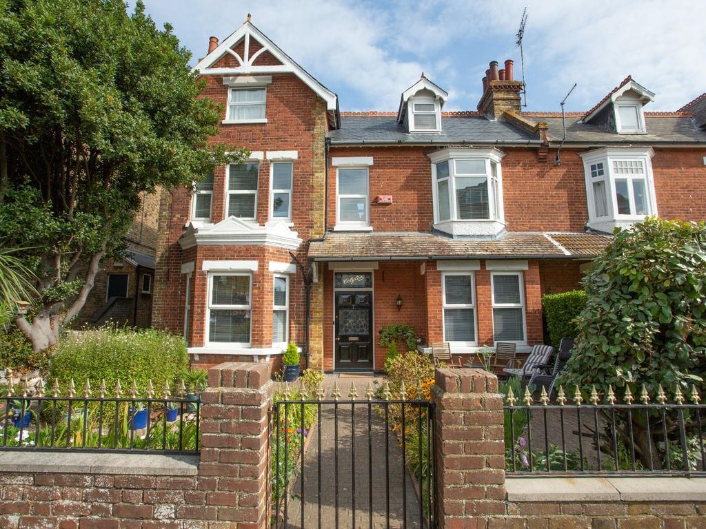 6 bed property for sale in Granville Road, Broadstairs CT10 Zoopla