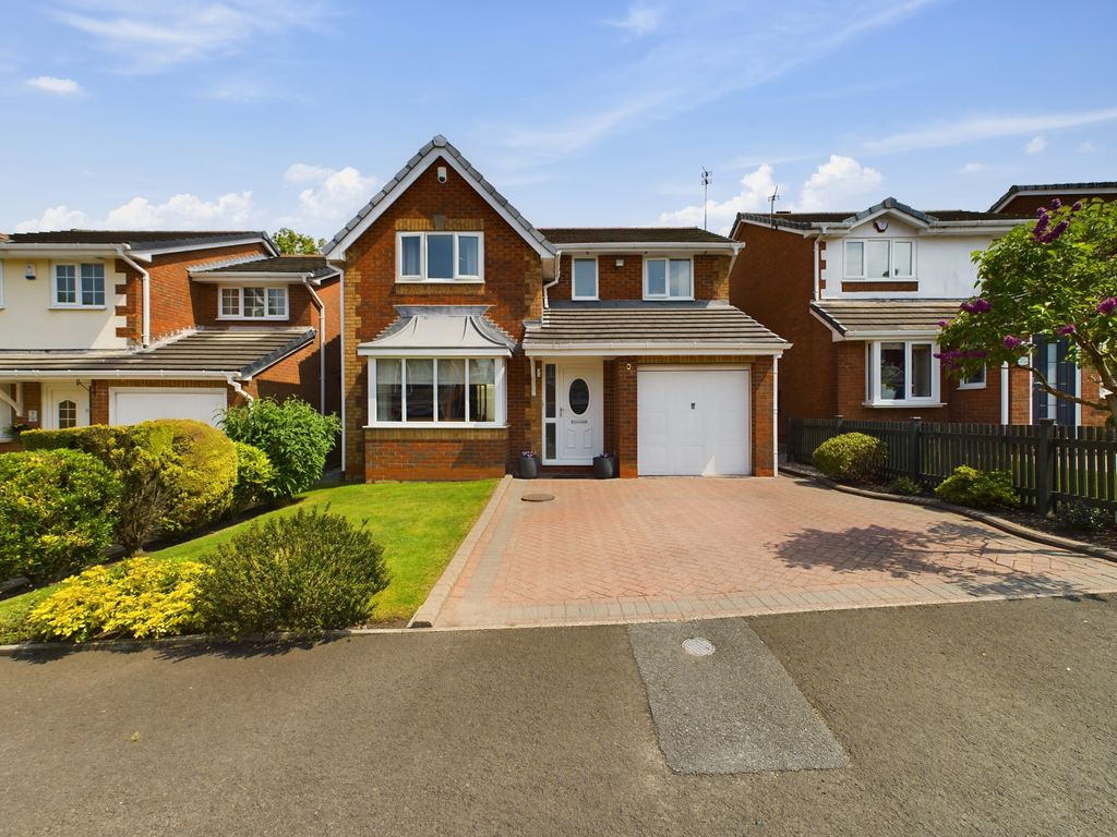 4 bed detached house for sale in Badger Close, Rochdale OL16 Zoopla