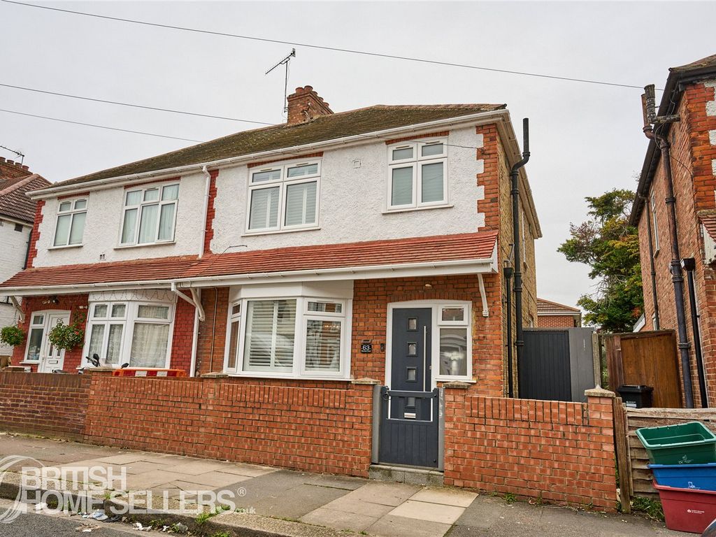 3 bed semidetached house for sale in Standard Road, Hounslow TW4, £550,000 Zoopla