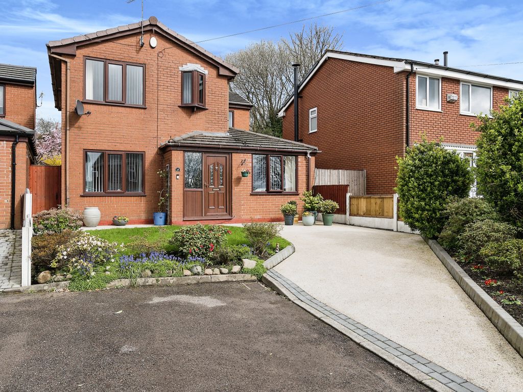 5 bed detached house for sale in Pewfist Green, Westhoughton, Bolton