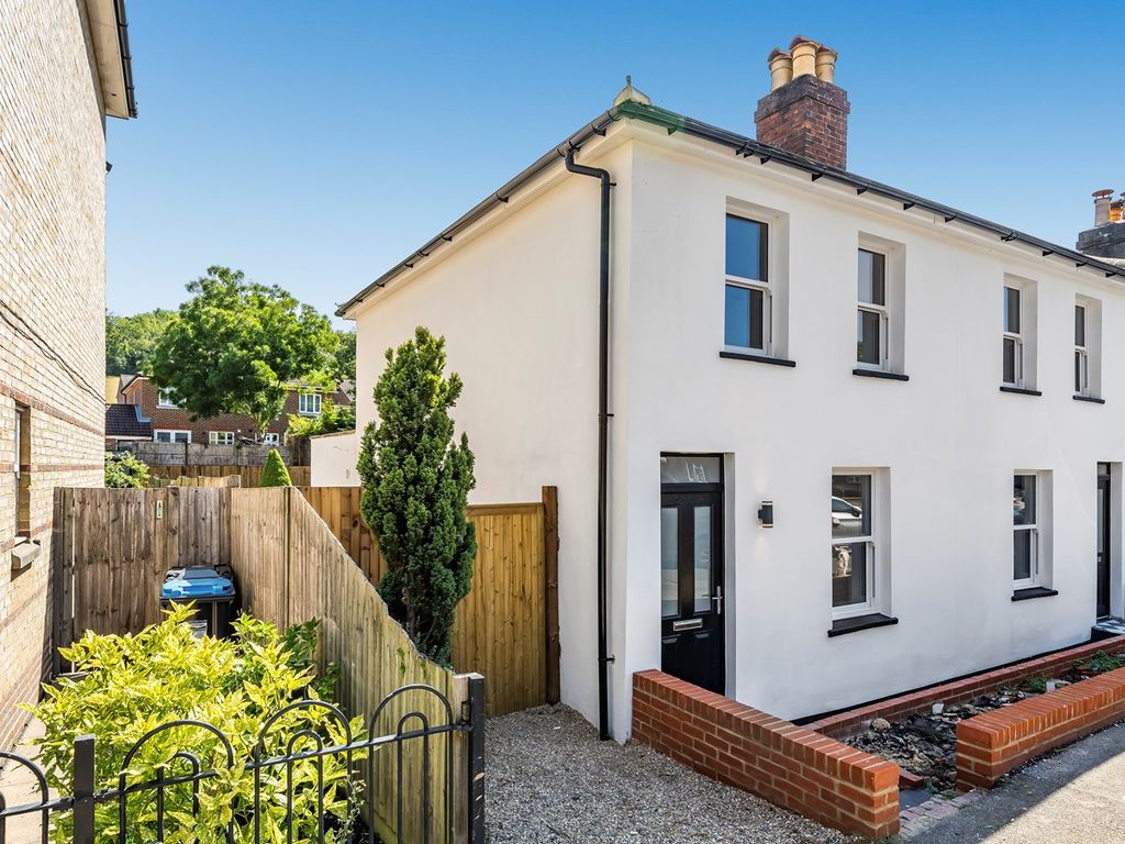 2 bed semidetached house for sale in Godstone Road, Caterham CR3 Zoopla