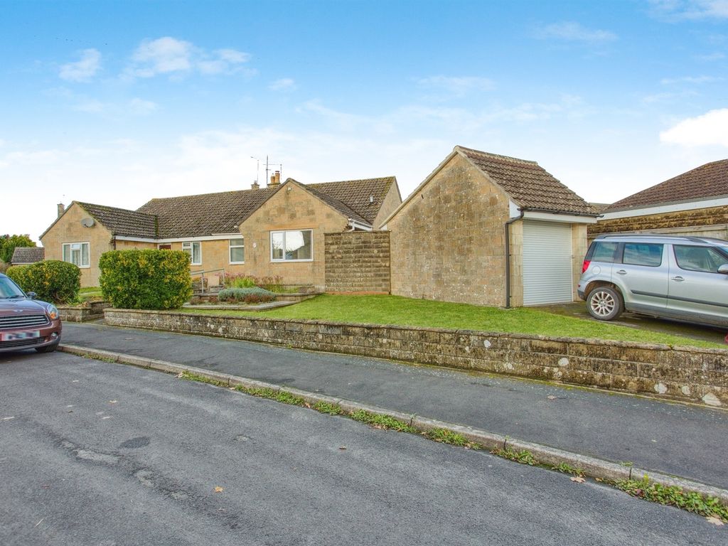 3 bed semidetached house for sale in Broadacres, East Coker, Yeovil