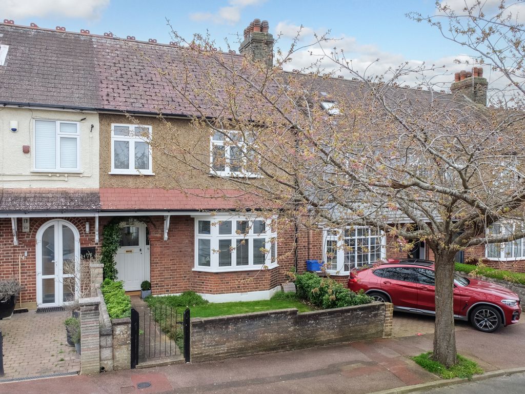 3 bed terraced house for sale in Montrose Avenue, Darland, Gillingham