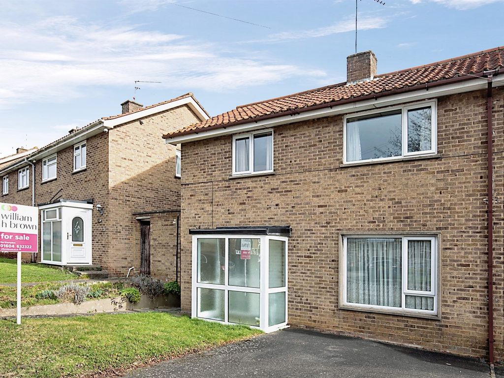 3 bed semidetached house for sale in Avon Drive, Kings Heath