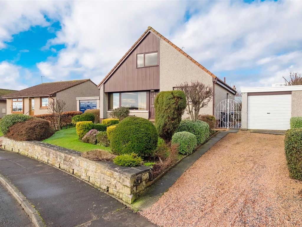 3 bed detached house for sale in 6, Langhouse Green, Crail KY10, £