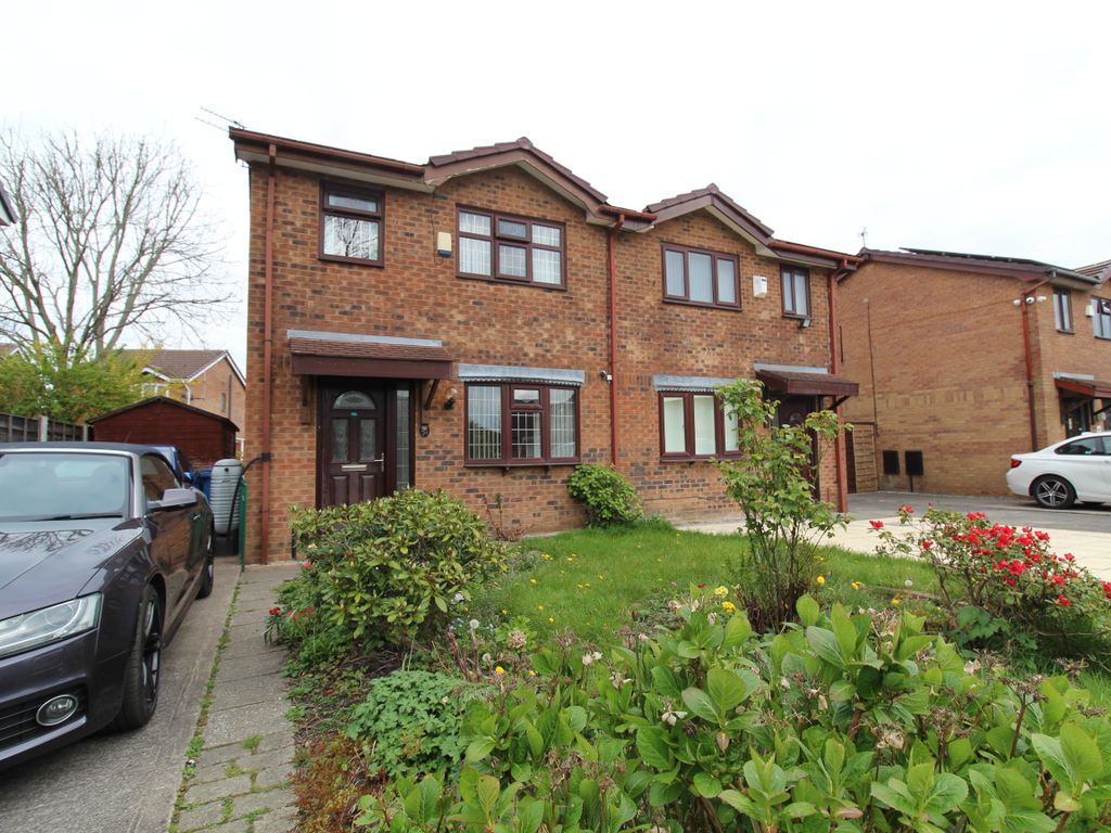 3 bed semidetached house for sale in Oadby Close, Manchester M12 Zoopla