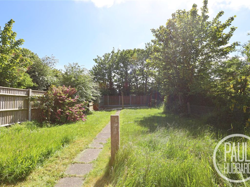 3 bed semidetached house for sale in Britten Road, Lowestoft NR33 Zoopla