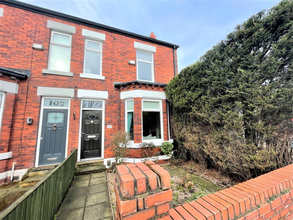 3 bed end terrace house for sale in Stockport Road East, Bredbury