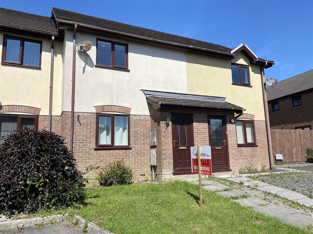 2 bed terraced house for sale in Nant Arw, Capel Hendre, Ammanford SA18
