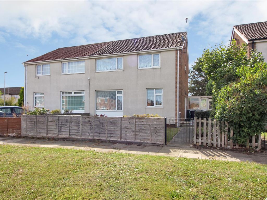 4 bed semidetached house for sale in Whinmoor Way, Leeds LS14 Zoopla