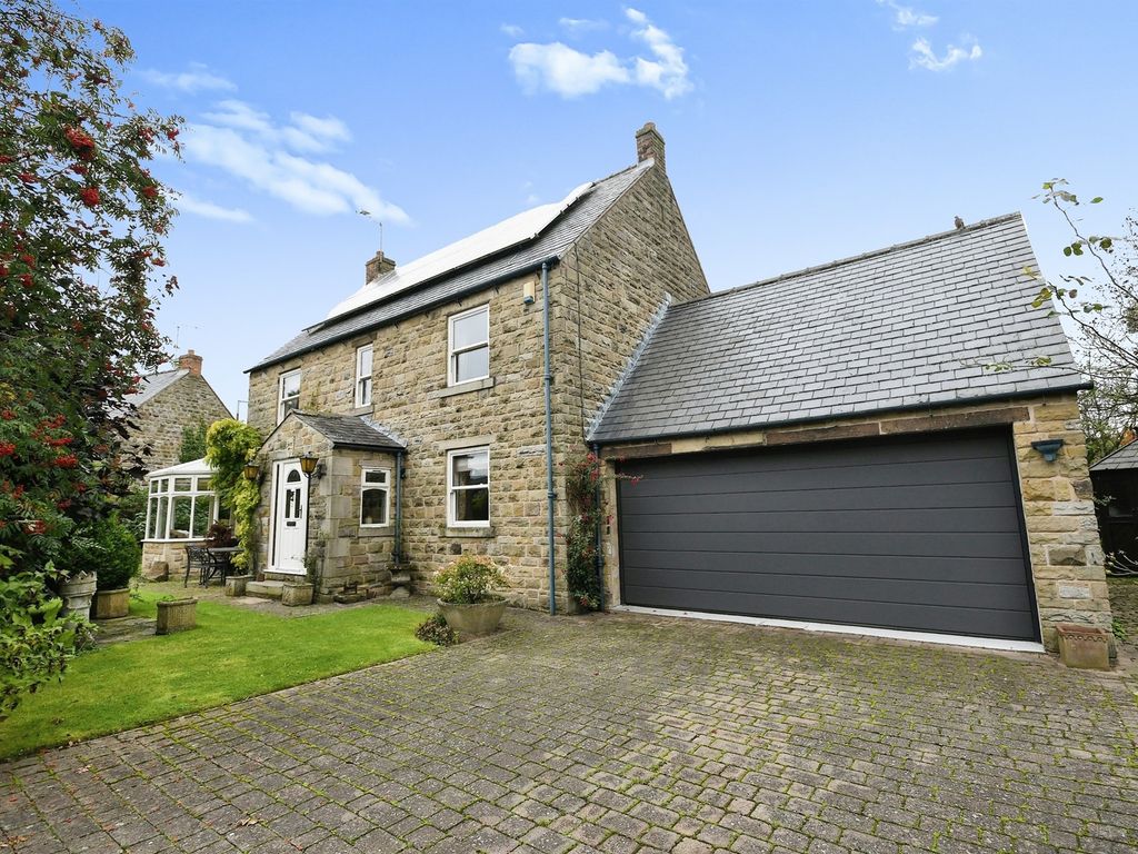 3 bed detached house for sale in Speetley View, Barlborough