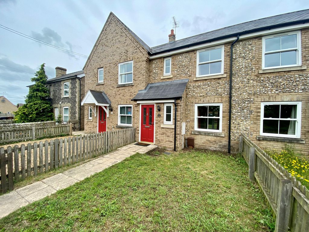 2 bed property to rent in Eriswell Road, Lakenheath, Brandon IP27, £