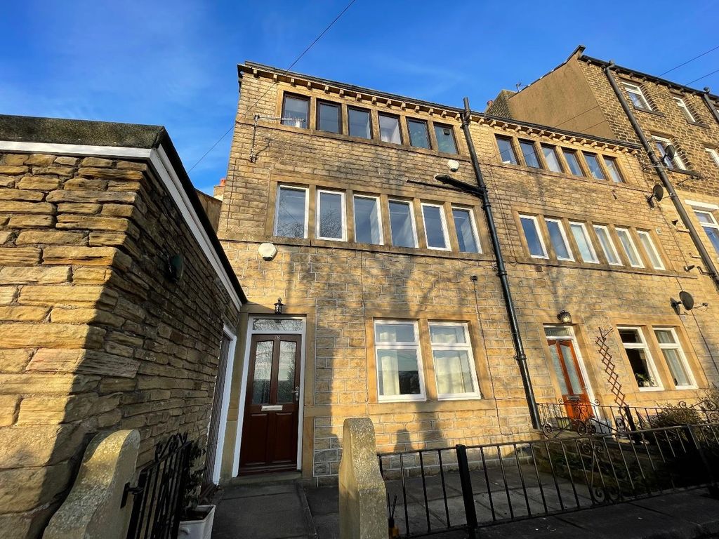 2 bed terraced house to rent in Handel Street, Golcar, Huddersfield HD7