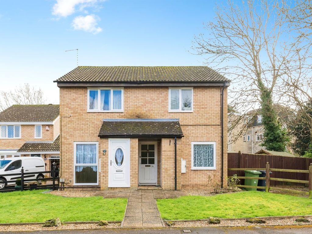 2 bed for sale in Fox Wood, Westlea, Swindon SN5, £170,000