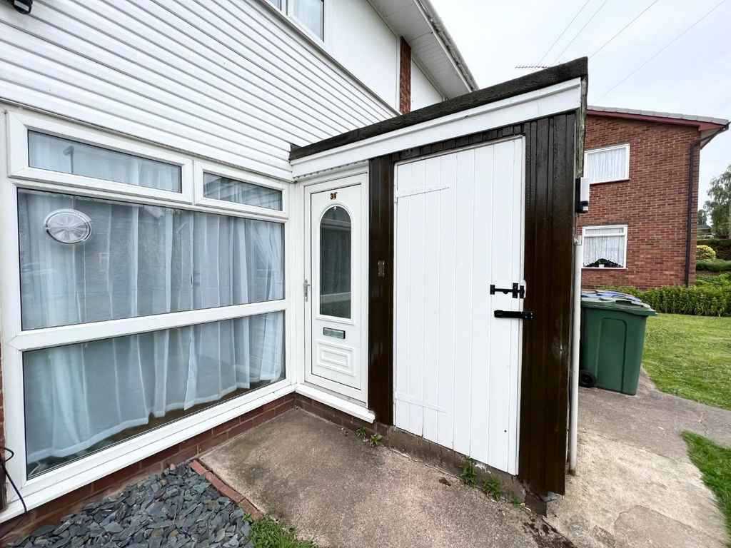 1 bed flat for sale in Moss Green, Rugeley WS15 Zoopla