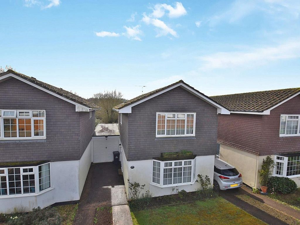 3 bed detached house for sale in Pippins Field, Uffculme, Cullompton