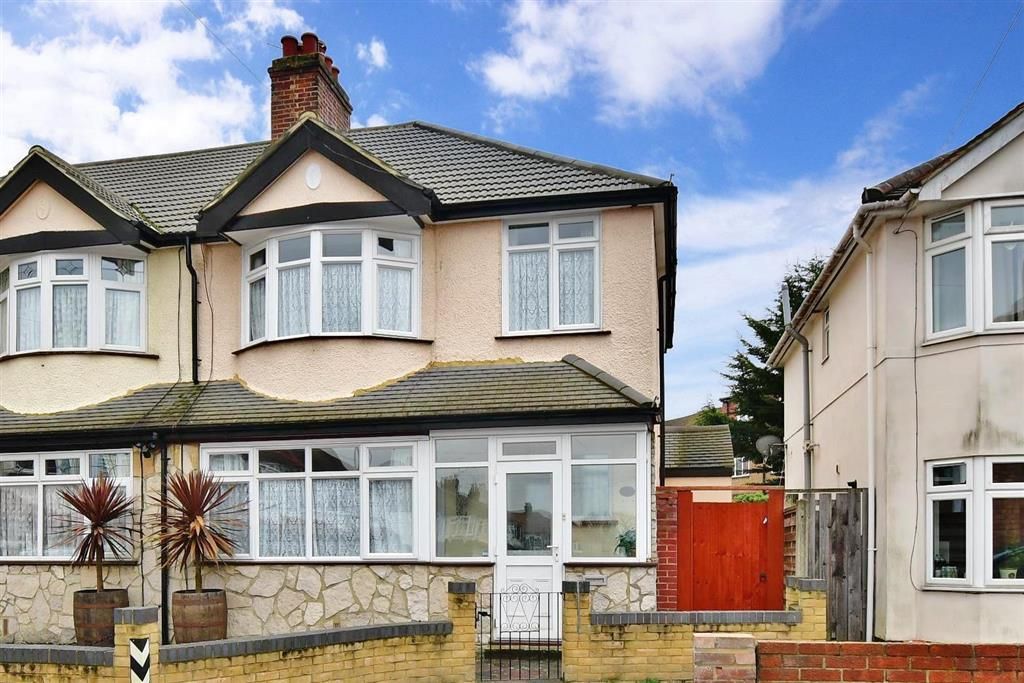 3 bed semidetached house for sale in Headley Avenue, Wallington, Surrey SM6 Zoopla