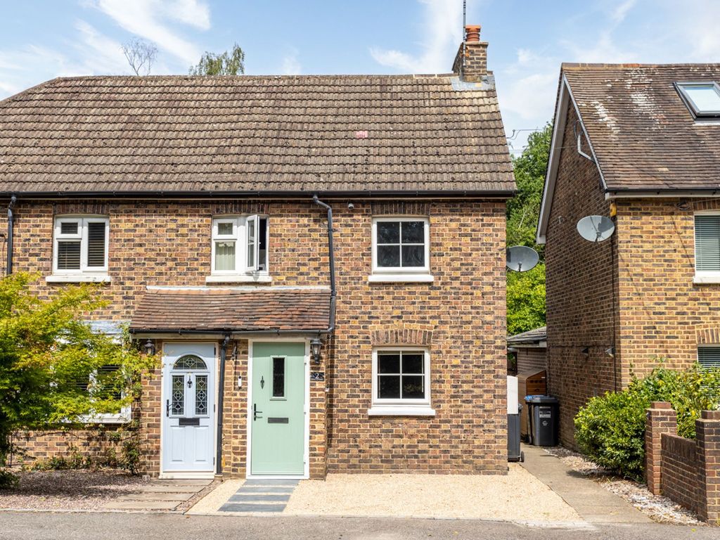 2 bed semidetached house for sale in Snow Hill, Crawley Down RH10 Zoopla