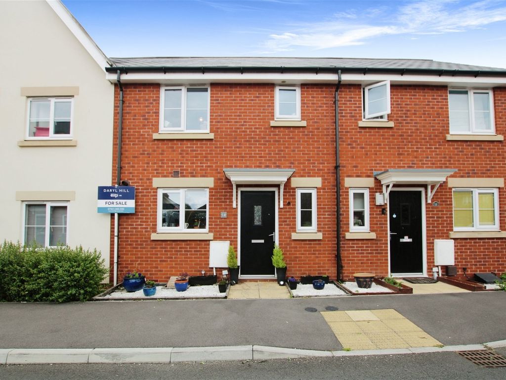3 bed terraced house for sale in Juniper Way, Brockworth, Gloucester
