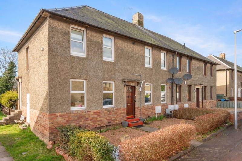 2 bed flat for sale in Meadow View, Crossford, Dunfermline KY12, £
