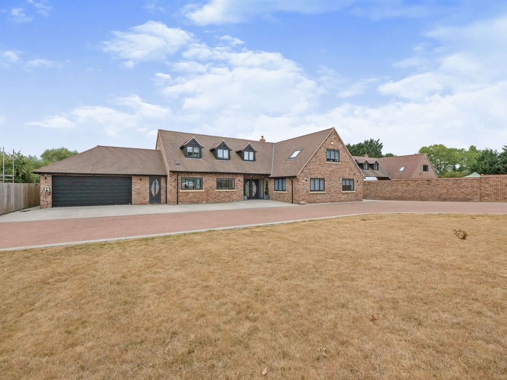 6 bed detached house for sale in St Neots Road, Dry Drayton, Cambridge