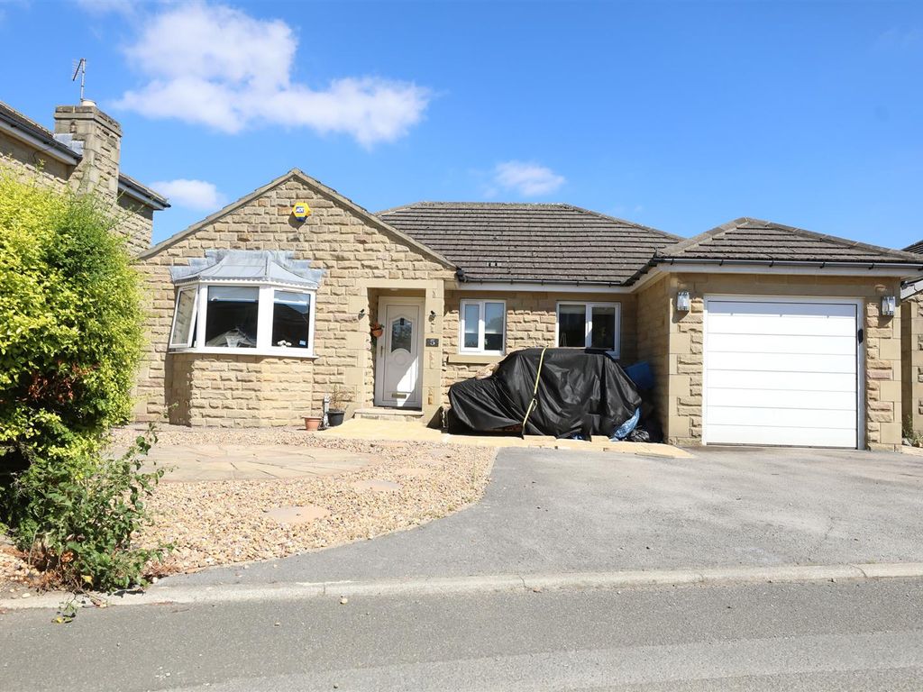 3 bed bungalow for sale in Vicarage Meadows, Holmfirth HD9 Zoopla