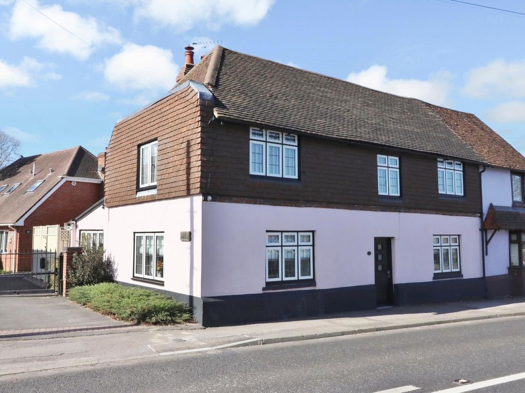 2 bed semidetached house for sale in Swaythling Road, West End