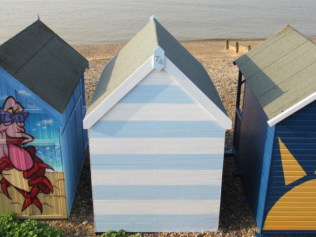 Property for sale in Spa Esplanade, Herne Bay CT6, £33,000 Zoopla