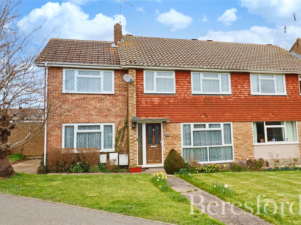 4 bed end terrace house for sale in Long Brandocks, Writtle CM1 Zoopla