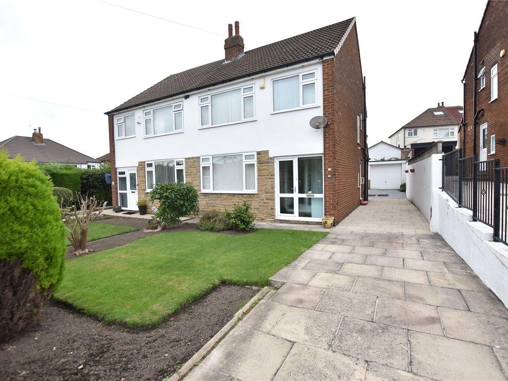 3 bed semidetached house for sale in New Templegate, Leeds, West