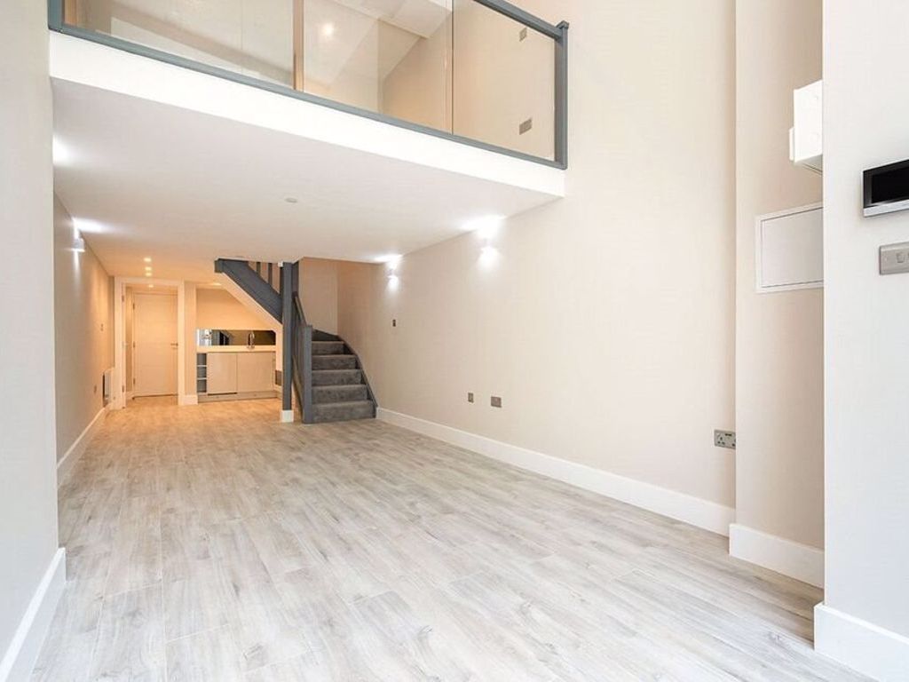 1 bed flat to rent in Restmor Way, Wallington SM6 Zoopla