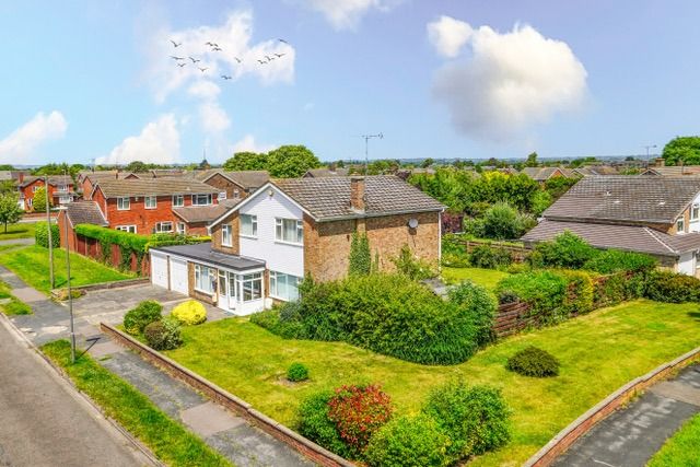 Langdon Avenue, Bedgrove, Aylesbury HP21  